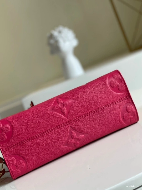 WIS PM ONTHEGO LOUIS VUITTON 0808